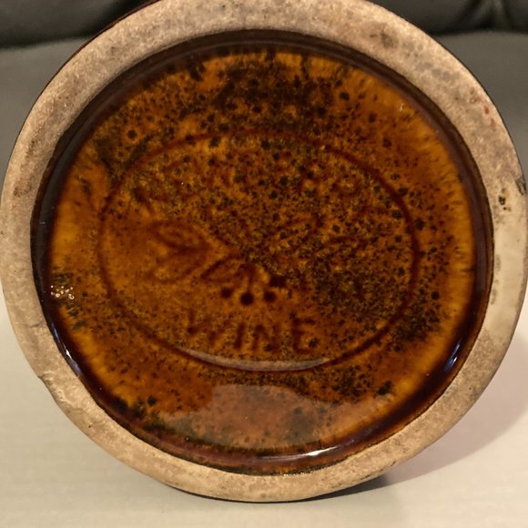 VTG Newberry Stoneware Wine Jug/ Decanter/Bottle-Rich Brown Glaze w/Handle-11"H - Picture 6 of 8